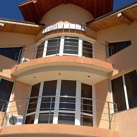 Guest house Taraleja 2*